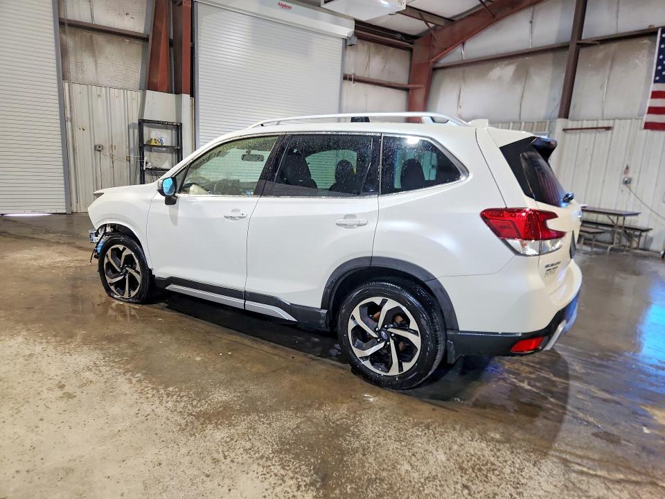 Продажа на аукционе авто 2023 Subaru Forester, vin: JF2SKARCXPH506535, номер лота: 62090506