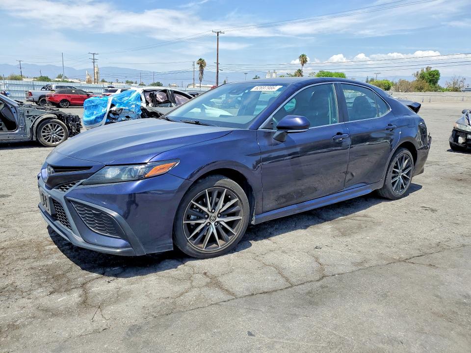 Auction sale of the 2022 Toyota Camry, vin: 4T1G11AK2NU629529, lot number: 62697986