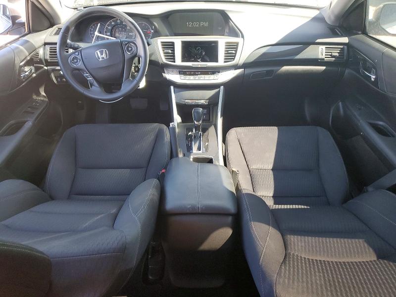 61443686 :رقم المزاد ، 1HGCR2F52FA089303 vin ، 2015 Honda Accord مزاد بيع