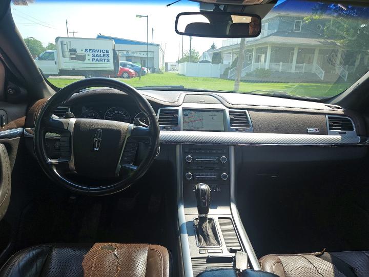 61325796 :رقم المزاد ، 1LNHL9FT8CG806403 vin ، 2012 Lincoln Mks مزاد بيع