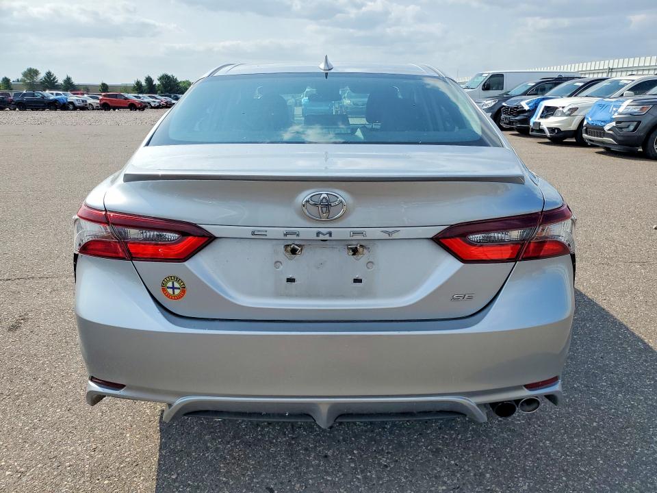 2021 Toyota Camry მანქანა იყიდება აუქციონზე, vin: 4T1G11AK3MU578427, აუქციონის ნომერი: 61925276
