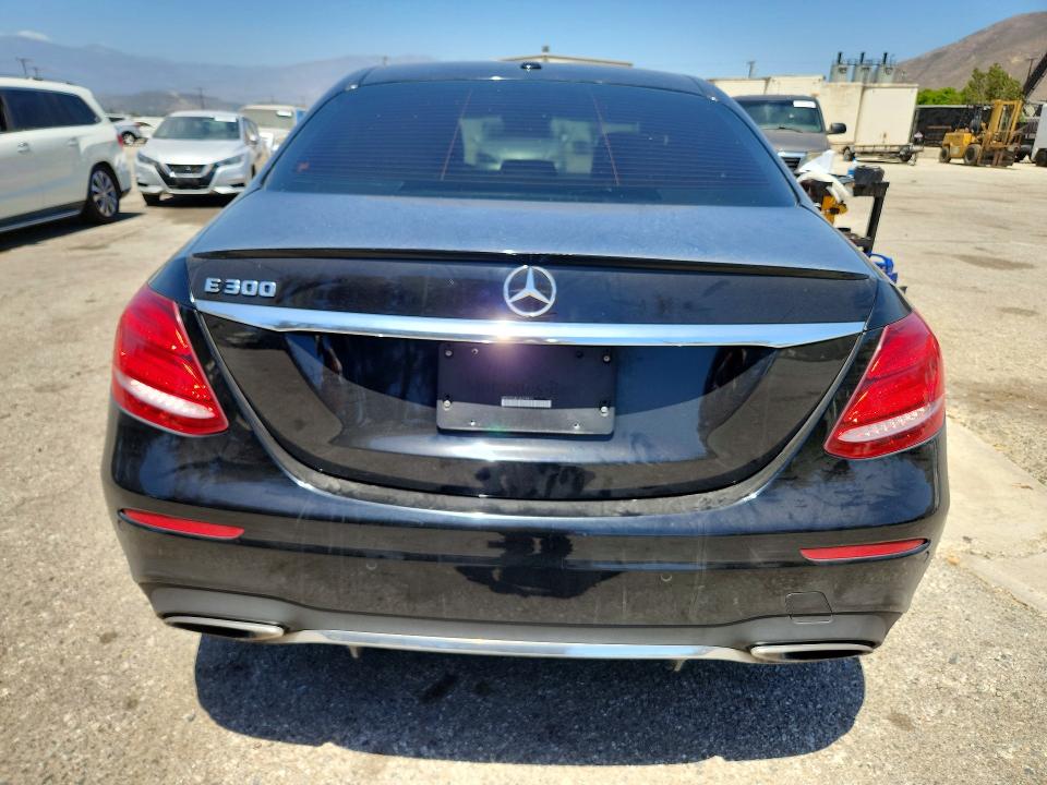 Продаж на аукціоні авто 2018 Mercedes-benz E, vin: WDDZF4JB1JA379511, номер лоту: 61041376