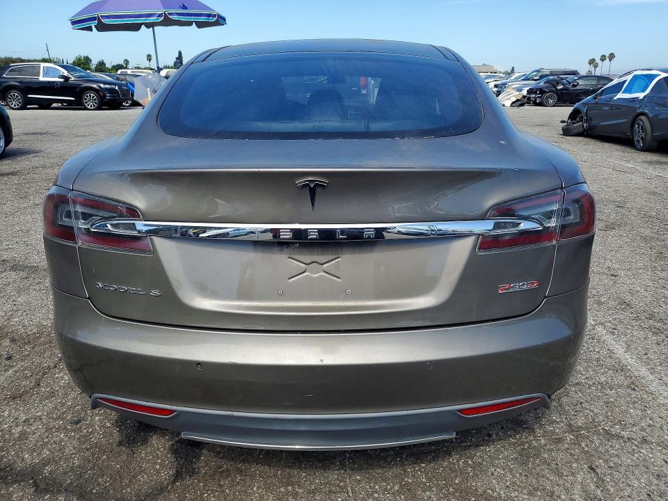 2016 Tesla Model S მანქანა იყიდება აუქციონზე, vin: 5YJSA1E42GF137220, აუქციონის ნომერი: 62702206