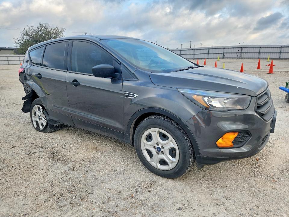 63130926 :رقم المزاد ، 1FMCU0F76KUA34196 vin ، 2019 Ford Escape مزاد بيع
