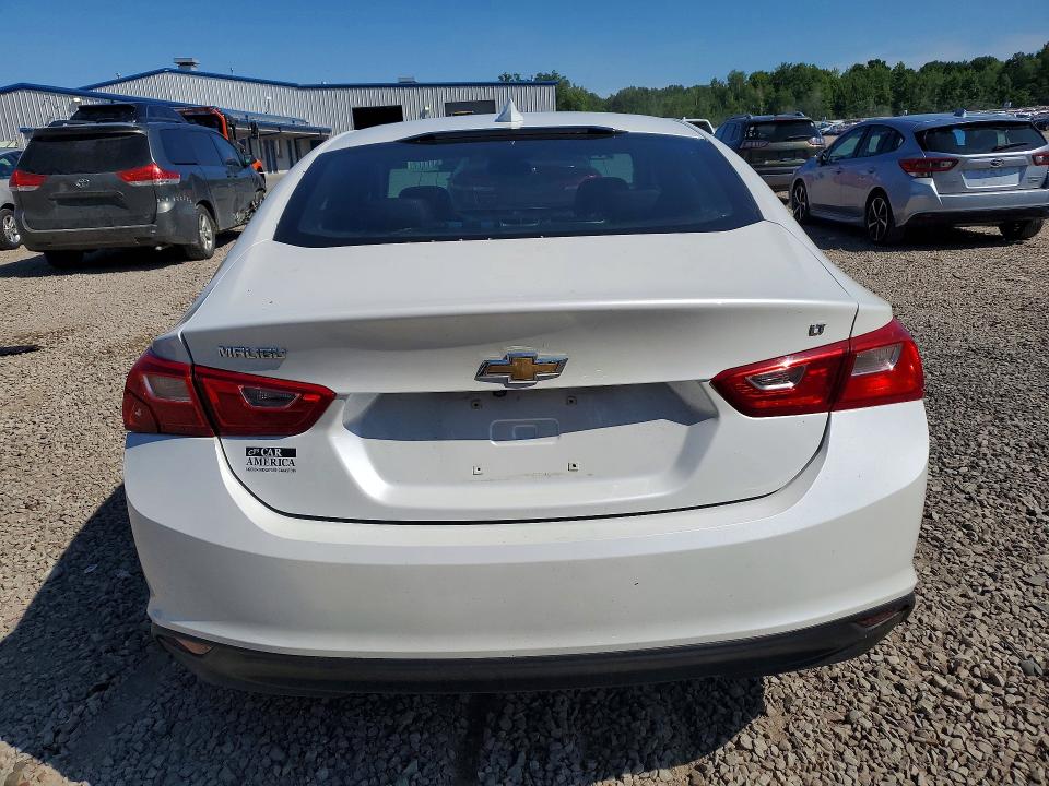 Продаж на аукціоні авто 2018 Chevrolet Malibu, vin: 1G1ZD5ST4JF160700, номер лоту: 62218126