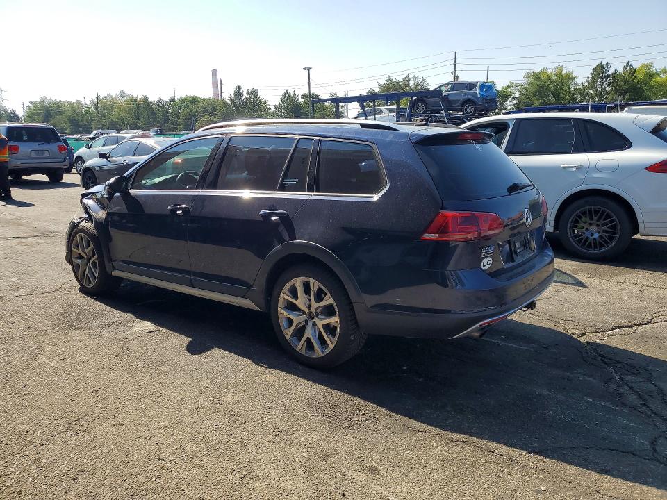 2017 Volkswagen Golf Alltrack მანქანა იყიდება აუქციონზე, vin: 3VWH17AU8HM522357, აუქციონის ნომერი: 61482896