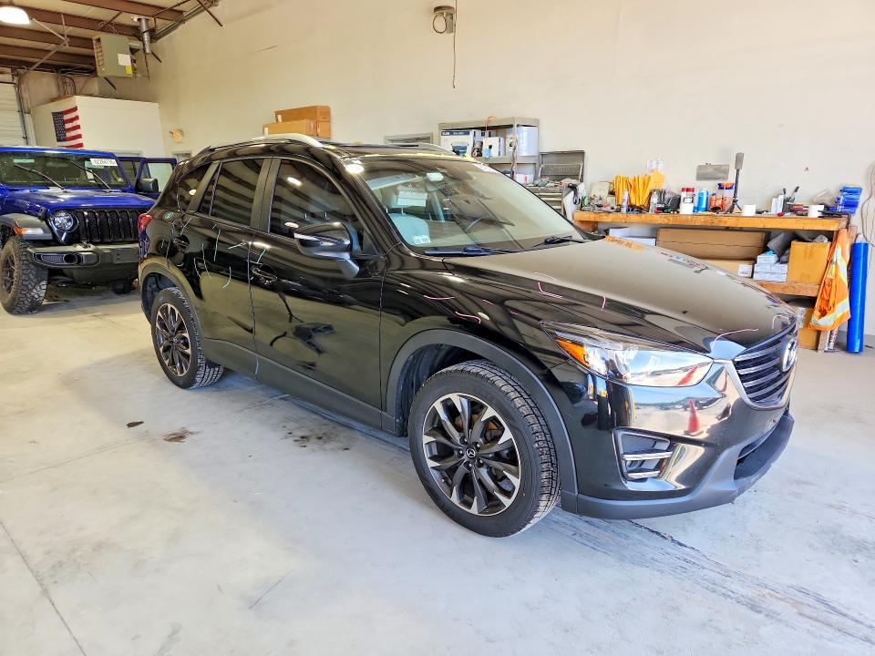 61912796 :رقم المزاد ، JM3KE4DY1G0711614 vin ، 2016 Mazda Cx-5 مزاد بيع