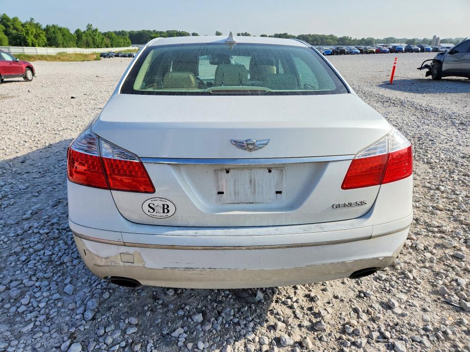 59304806 :رقم المزاد ، KMHGC4DE4BU141180 vin ، 2011 Hyundai Genesis مزاد بيع