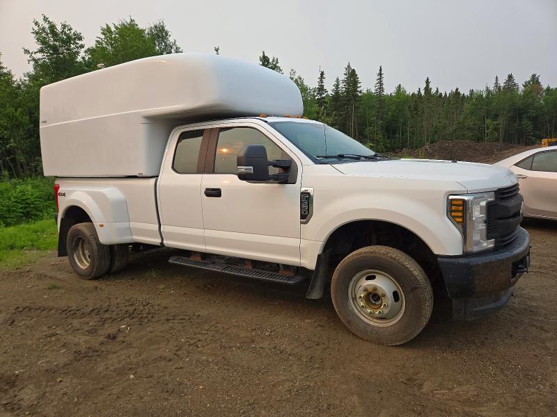 Продажа на аукционе авто 2018 Ford F350, vin: 1FT8X3D6XJEC30745, номер лота: 58745256