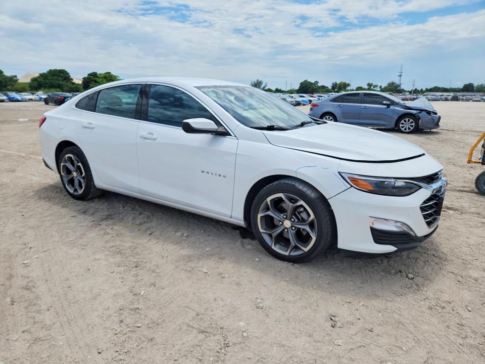 Продажа на аукционе авто 2024 Chevrolet Malibu, vin: 1G1ZD5ST7RF140811, номер лота: 63666856