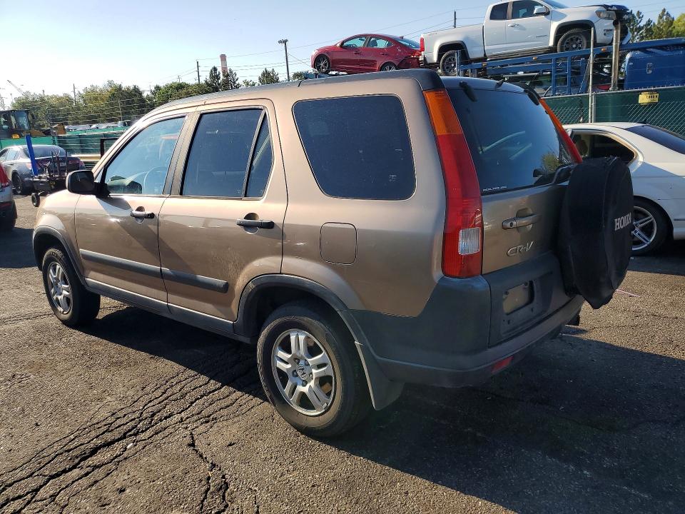 62521806 :رقم المزاد ، JHLRD788X2C010988 vin ، 2002 Honda Cr-v مزاد بيع