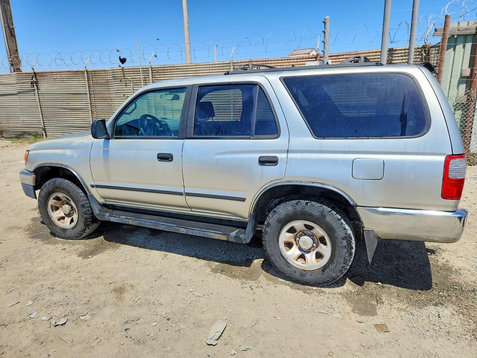 1999 Toyota 4runner მანქანა იყიდება აუქციონზე, vin: JT3GM84R5X0051325, აუქციონის ნომერი: 62868016