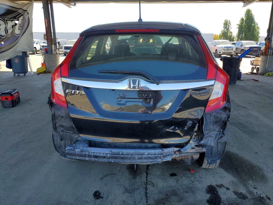 62785566 :رقم المزاد ، JHMGK5H72GX032391 vin ، 2016 Honda Fit مزاد بيع