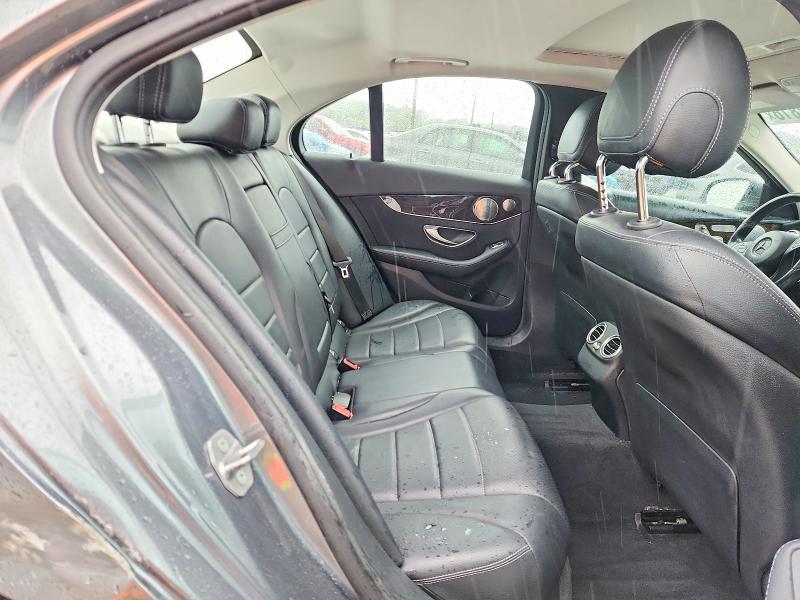 58703816 :رقم المزاد ، 55SWF4KBXJU242357 vin ، 2018 Mercedes-benz C مزاد بيع