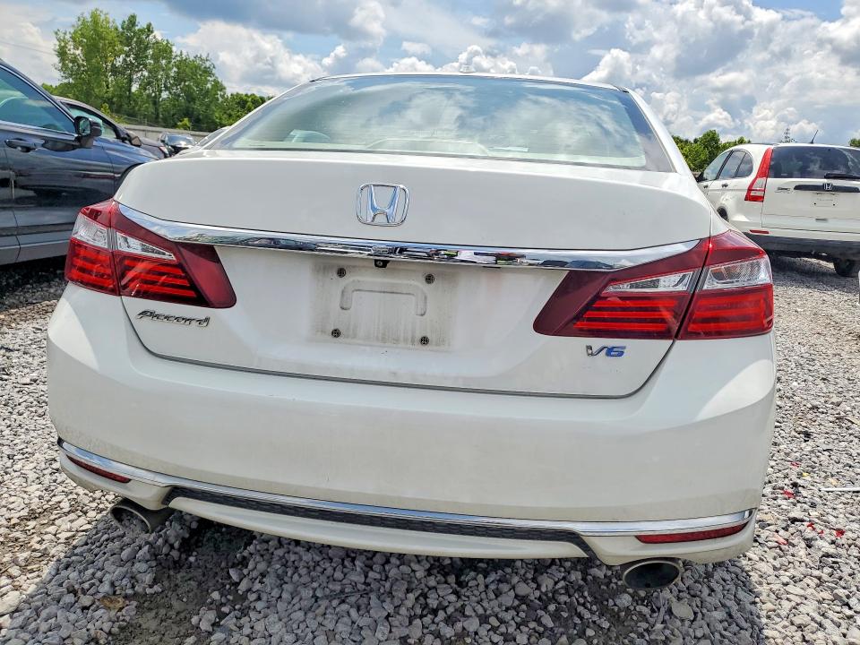 Aukcja sprzedaży 2017 Honda Accord, vin: 1HGCR3F82HA021831, numer aukcji: 61026616