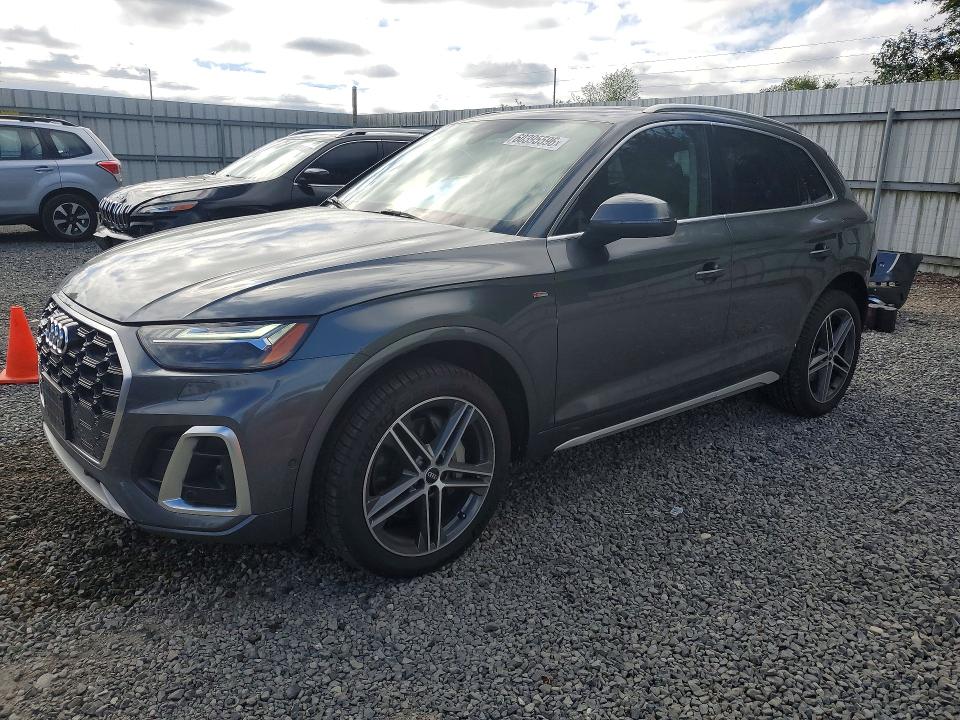 60395596 :رقم المزاد ، WA1F2AFY5M2104477 vin ، 2021 Audi Q5 E مزاد بيع