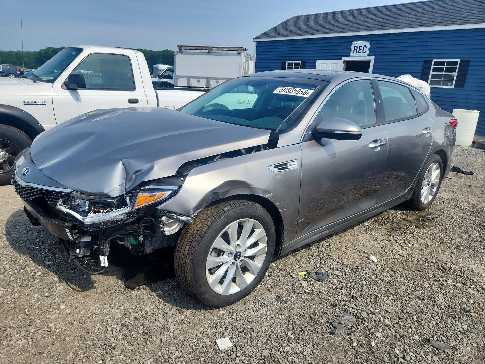 Продаж на аукціоні авто 2018 Kia Optima, vin: 5XXGU4L32JG217677, номер лоту: 60505956