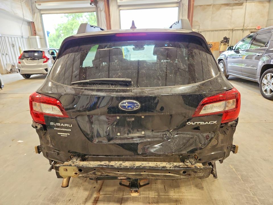 2018 Subaru Outback მანქანა იყიდება აუქციონზე, vin: 4S4BSACC9J3207271, აუქციონის ნომერი: 61614406