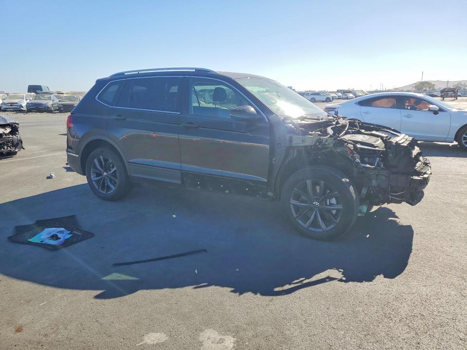 2022 Volkswagen Tiguan მანქანა იყიდება აუქციონზე, vin: 3VV2B7AX2NM042876, აუქციონის ნომერი: 62958706