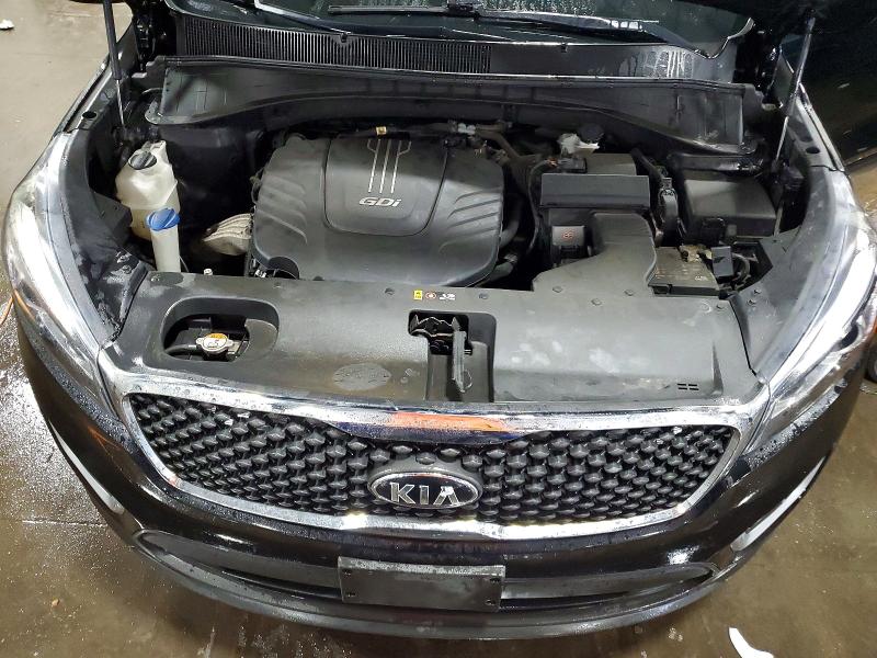 60243046 :رقم المزاد ، 5XYPGDA57JG421060 vin ، 2018 Kia Sorento مزاد بيع