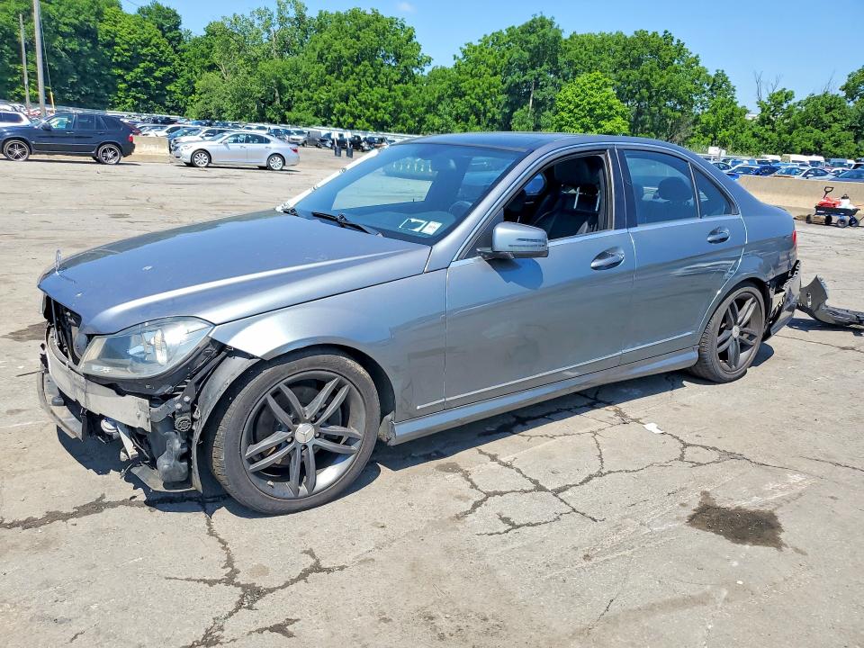 Продажа на аукционе авто 2012 Mercedes-benz C, vin: WDDGF8BB3CR208888, номер лота: 59931306