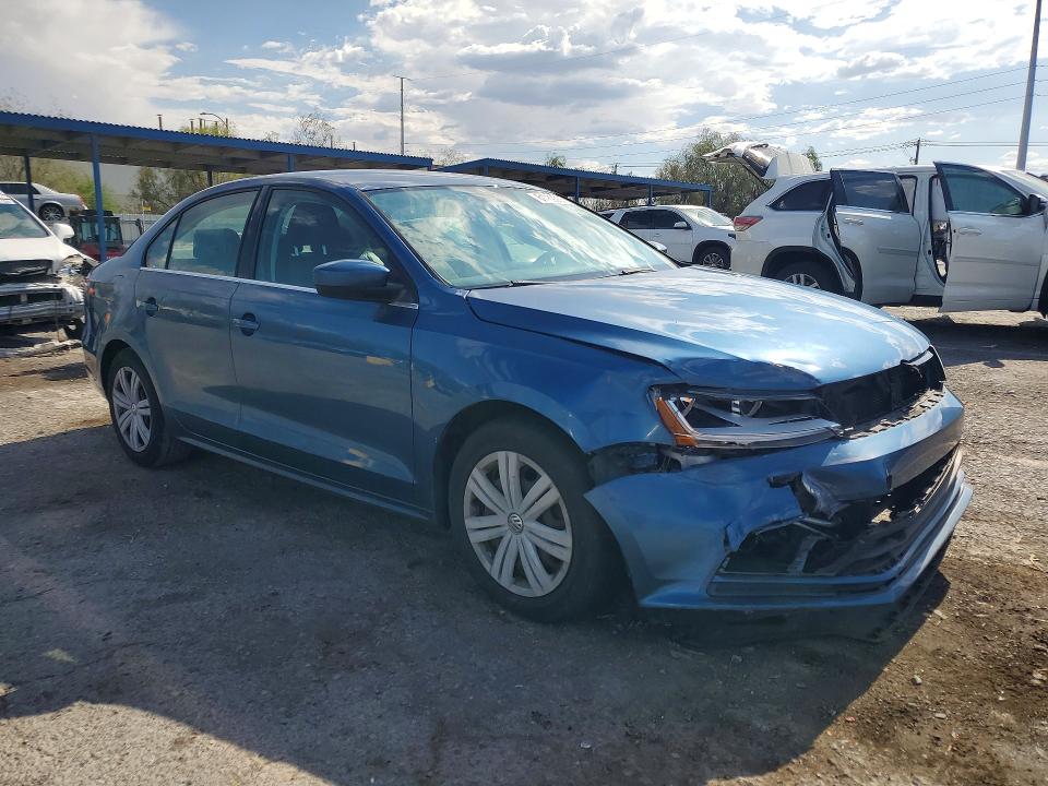 2017 Volkswagen Jetta მანქანა იყიდება აუქციონზე, vin: 3VW2B7AJ1HM318122, აუქციონის ნომერი: 61769236