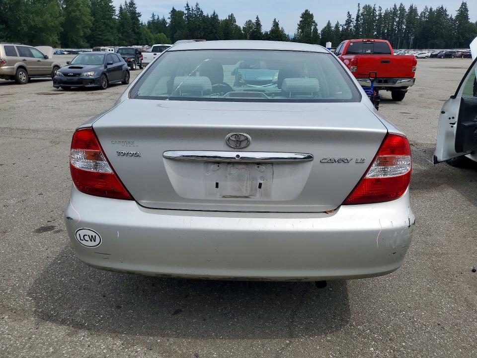 61794216 :رقم المزاد ، 4T1BE30K44U311924 vin ، 2004 Toyota Camry مزاد بيع