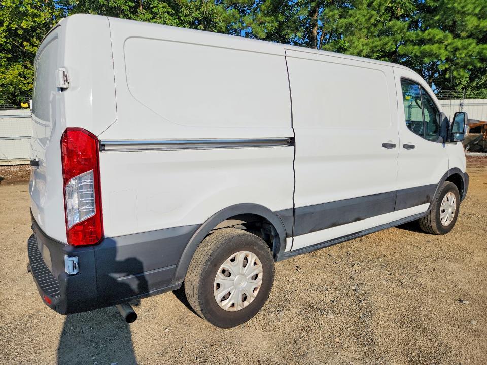 59851996 :رقم المزاد ، 1FTBR1Y88LKB71201 vin ، 2020 Ford Transit مزاد بيع