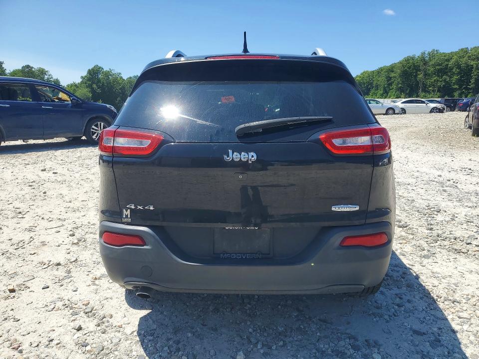 62304346 :رقم المزاد ، 1C4PJMCB3FW588952 vin ، 2015 Jeep Cherokee مزاد بيع