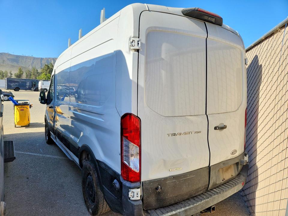 2020 Ford Transit მანქანა იყიდება აუქციონზე, vin: 1FTBR1CG1LKB64329, აუქციონის ნომერი: 60644356