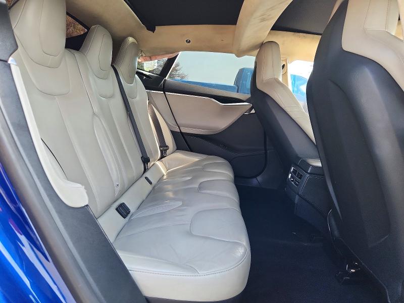 Продажа на аукционе авто 2015 Tesla Model S, vin: 5YJSA1H26FF098348, номер лота: 60811926
