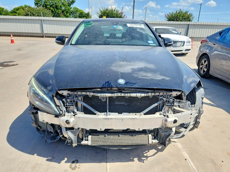2015 Mercedes-benz C მანქანა იყიდება აუქციონზე, vin: 55SWF4JB4FU068097, აუქციონის ნომერი: 59340796