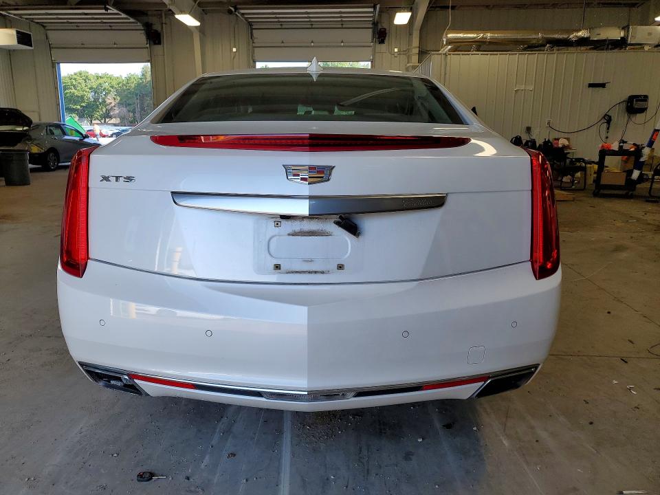 Продаж на аукціоні авто 2017 Cadillac Xts, vin: 2G61P5S3XH9133910, номер лоту: 61862536