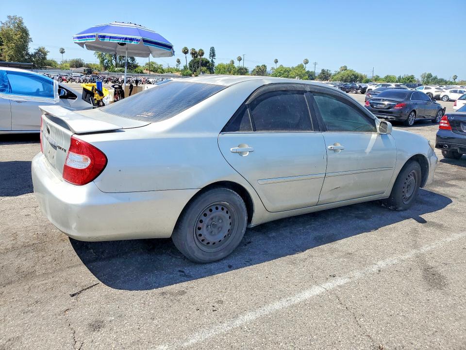 Продаж на аукціоні авто 2002 Toyota Camry, vin: JTDBE32K120117437, номер лоту: 59406306