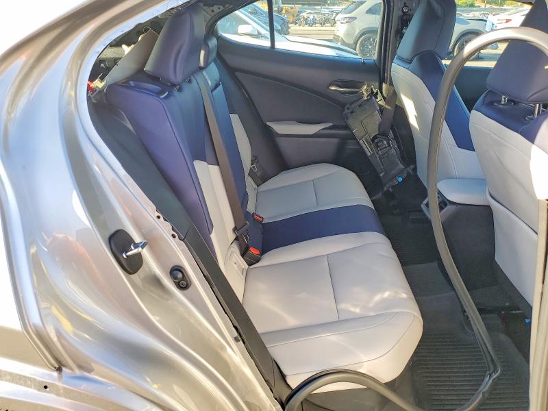 Продаж на аукціоні авто 2022 Lexus Ux 250h, vin: JTHX9JBH4N2056191, номер лоту: 61586486