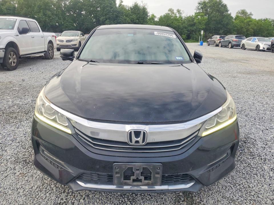 2017 Honda Accord მანქანა იყიდება აუქციონზე, vin: 1HGCR2F87HA232047, აუქციონის ნომერი: 60852206