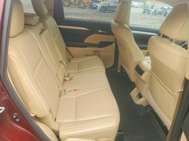60472646 :رقم المزاد ، 5TDJZRFH7HS442567 vin ، 2017 Toyota Highlander مزاد بيع