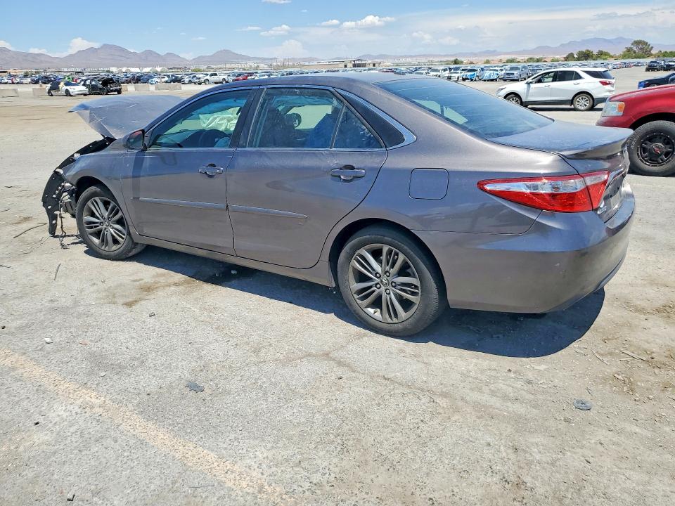 2015 Toyota Camry მანქანა იყიდება აუქციონზე, vin: 4T1BF1FKXFU477411, აუქციონის ნომერი: 60715156