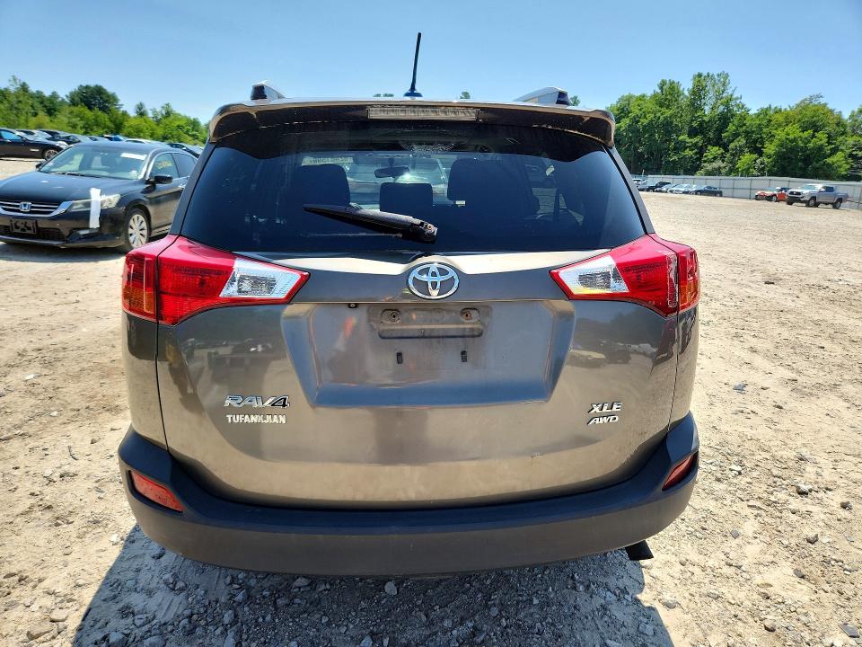 62461596 :رقم المزاد ، JTMRFREV4ED085245 vin ، 2014 Toyota Rav4 مزاد بيع