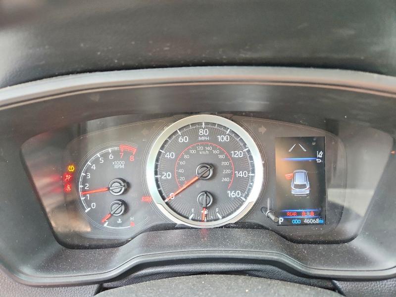 Продаж на аукціоні авто 2022 Toyota Corolla Cross, vin: 7MUCAAAG5NV001585, номер лоту: 61170646