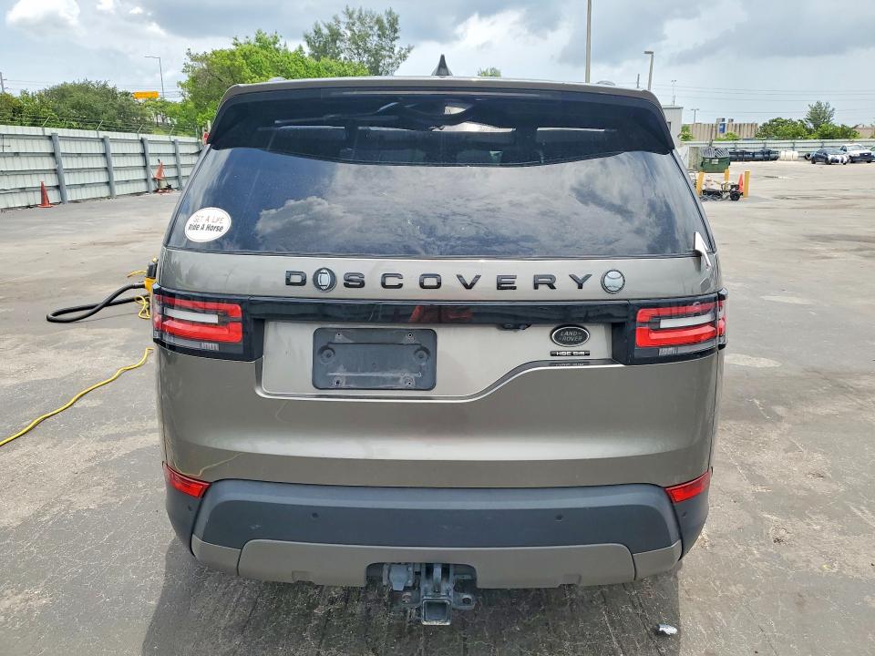 62953356 :رقم المزاد ، SALRT2RVXJA059313 vin ، 2018 Land Rover Discovery مزاد بيع