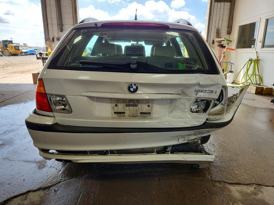 Продаж на аукціоні авто 2000 Bmw 323, vin: WBAAR3344YJB35059, номер лоту: 61082406