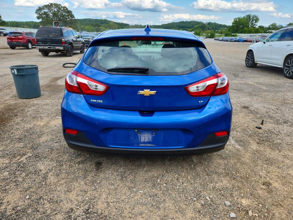 2017 Chevrolet Cruz Lt მანქანა იყიდება აუქციონზე, vin: 3G1BE6SM2HS557843, აუქციონის ნომერი: 62057276