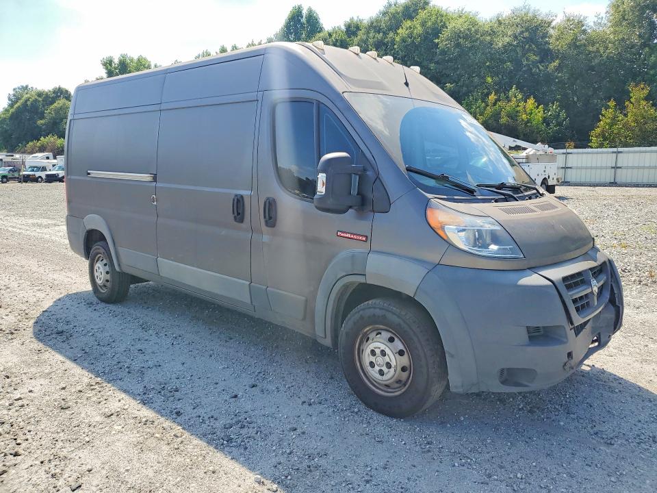 62902516 :رقم المزاد ، 3C6TRVDG7JE114469 vin ، 2018 Ram Promaster 2500 مزاد بيع