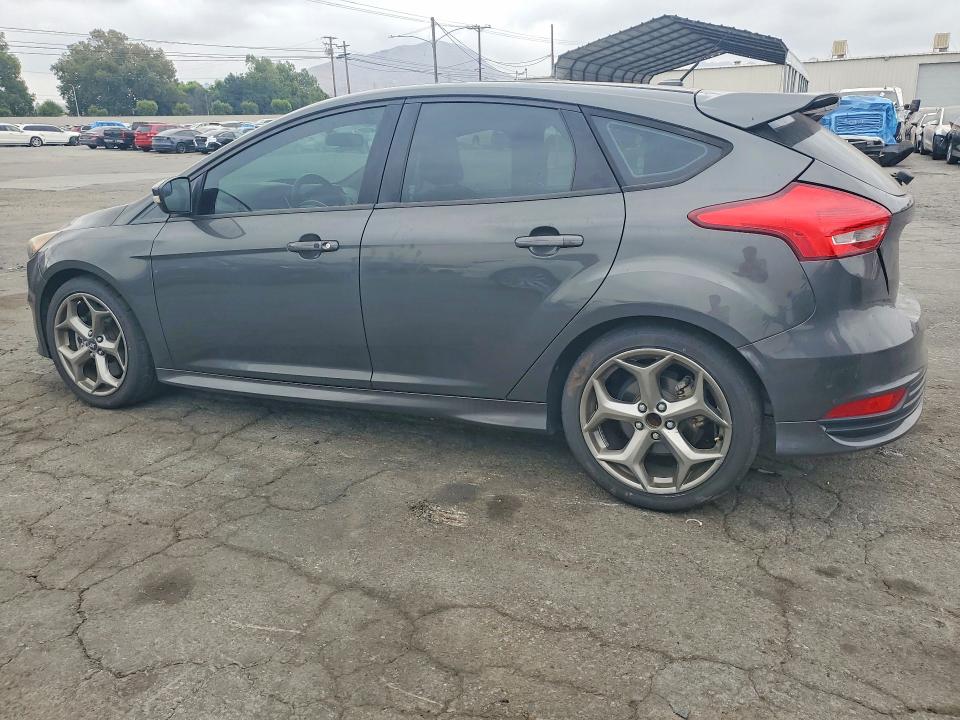 2017 Ford Focus მანქანა იყიდება აუქციონზე, vin: 1FADP3L91HL266992, აუქციონის ნომერი: 58294636