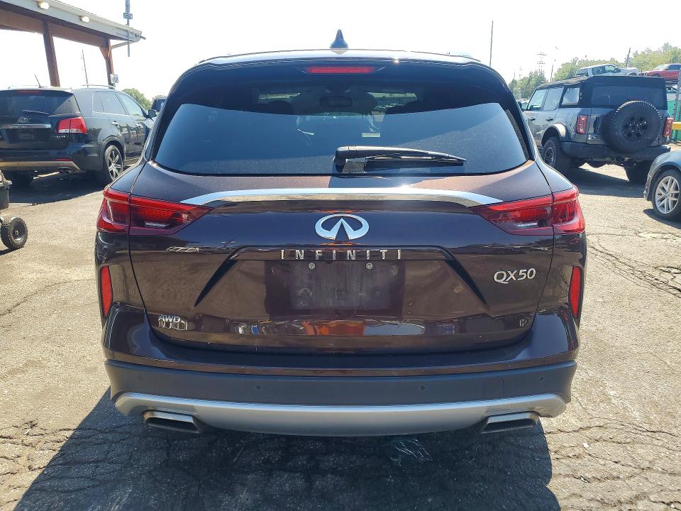 60998486 :رقم المزاد ، 3PCAJ5M34LF105648 vin ، 2020 Infiniti Qx50 مزاد بيع