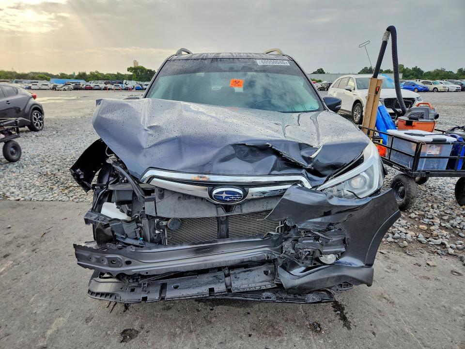 60950046 :رقم المزاد ، JF2SKASCXKH525895 vin ، 2019 Subaru Forester مزاد بيع