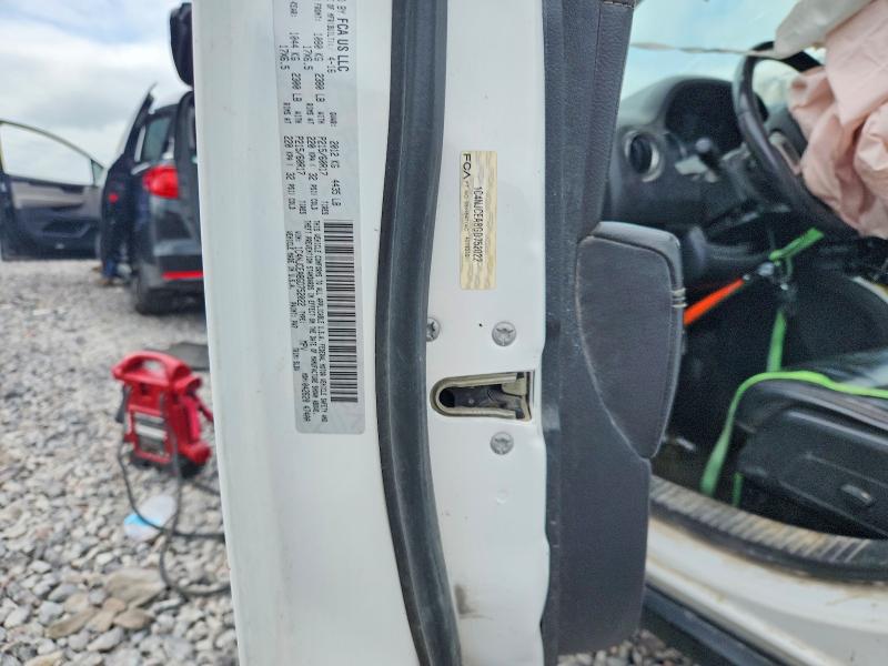 59286566 :رقم المزاد ، 1C4NJCEA8GD752022 vin ، 2016 Jeep Compass مزاد بيع