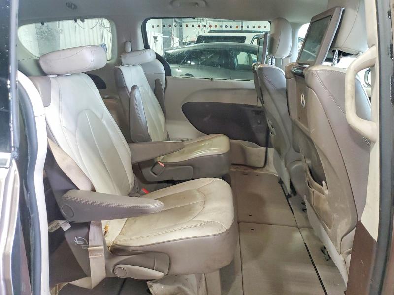 63109456 :رقم المزاد ، 2C4RC1EG6HR677047 vin ، 2017 Chrysler Pacifica مزاد بيع