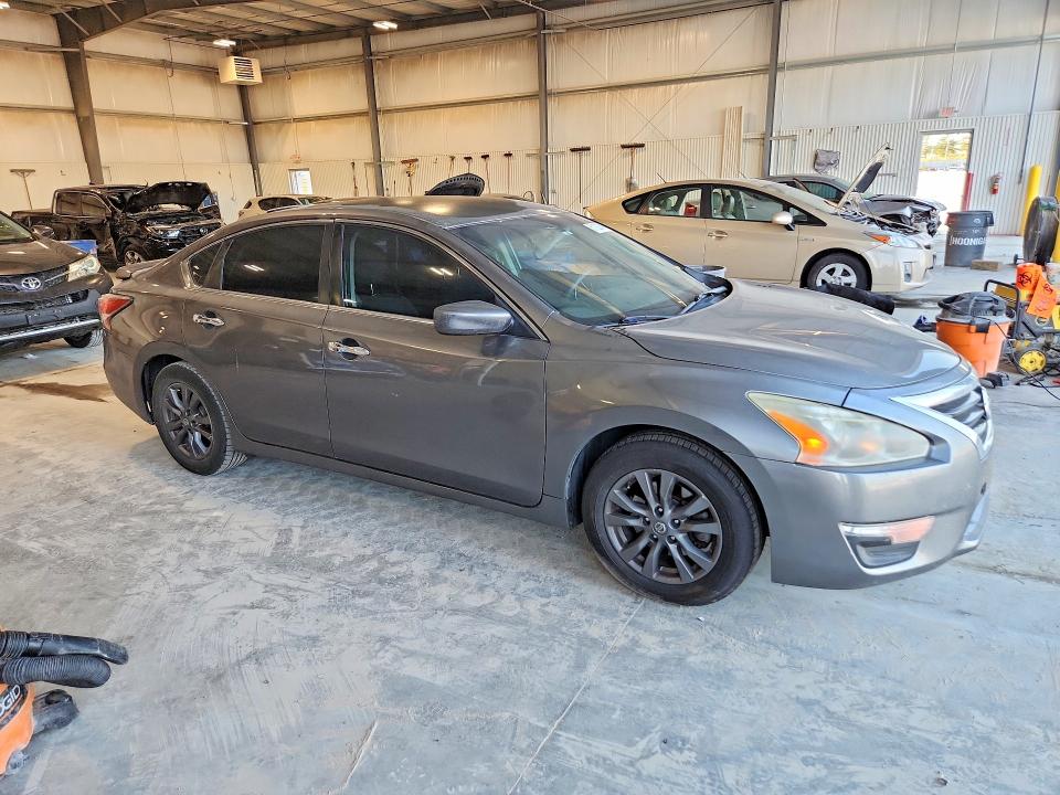 Продажа на аукционе авто 2015 Nissan Altima, vin: 1N4AL3AP7FC460259, номер лота: 61122746
